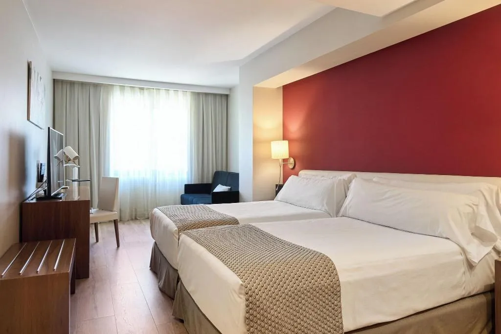 FAMILY ROOM TWO DOUBLE BEDS Room, Catalonia Ramblas, Barcelona