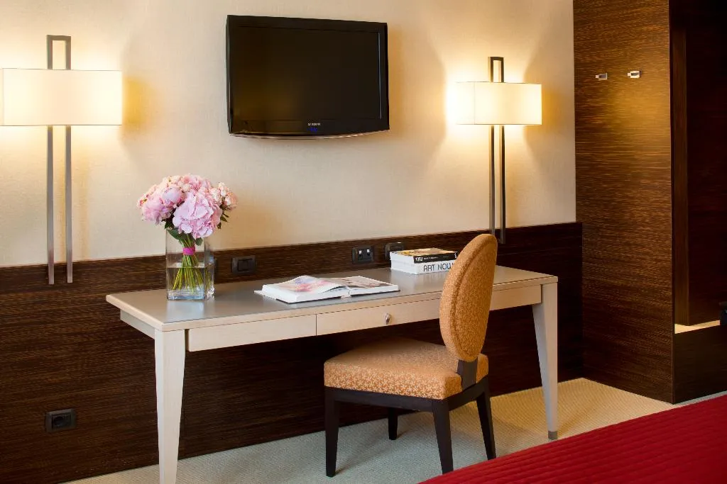 Double or Twin CLASSIC Room, Starhotels Grand Milan, Milan