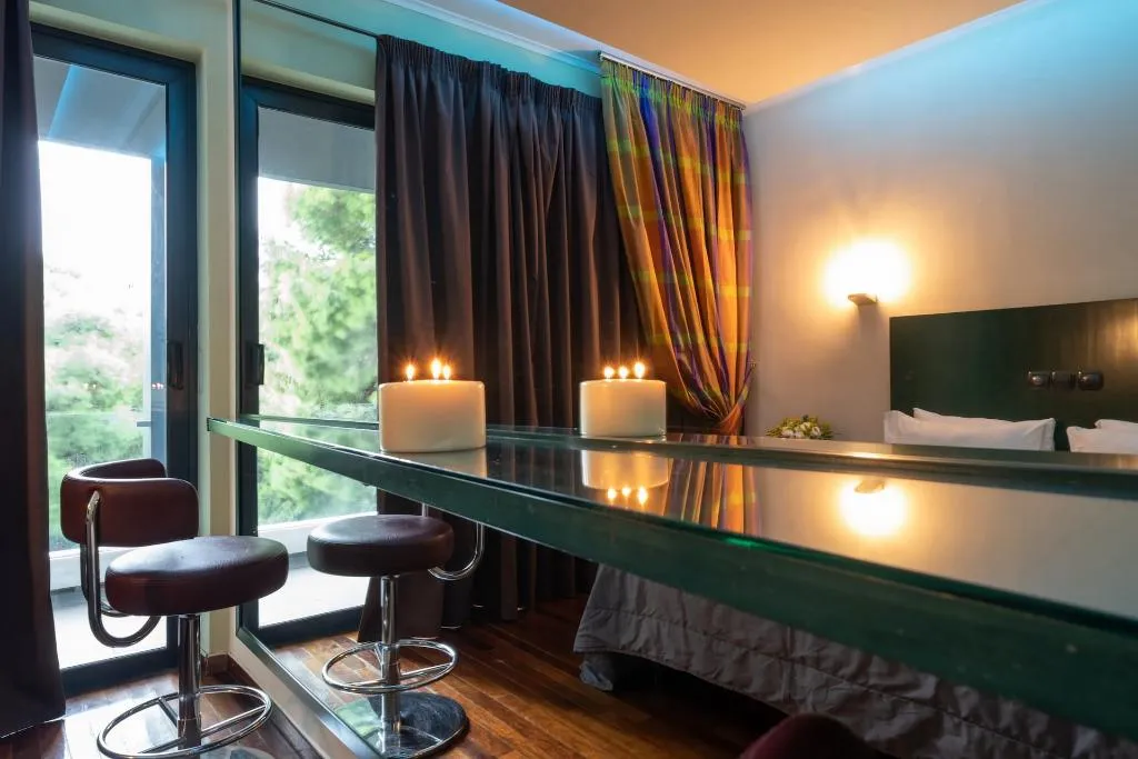 DOUBLE SUPERIOR Room, Pines, Athens