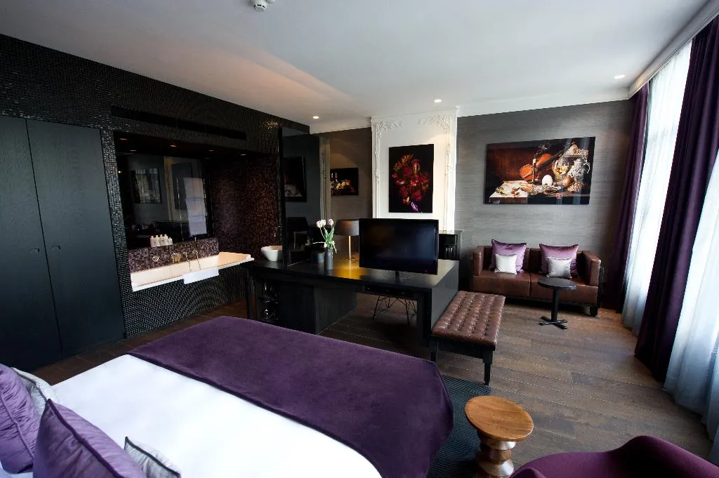 JUNIOR SUITE WITH VIEWS Room, Canal House, Amsterdam