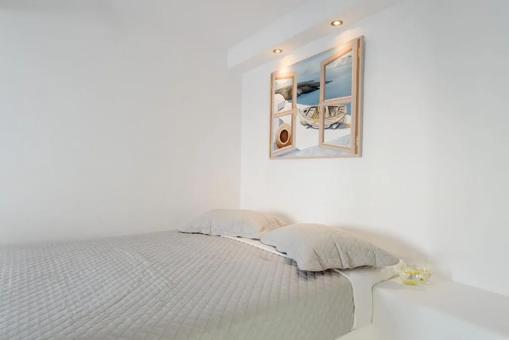 Room, Abyssanto Suites & Spa, Santorini