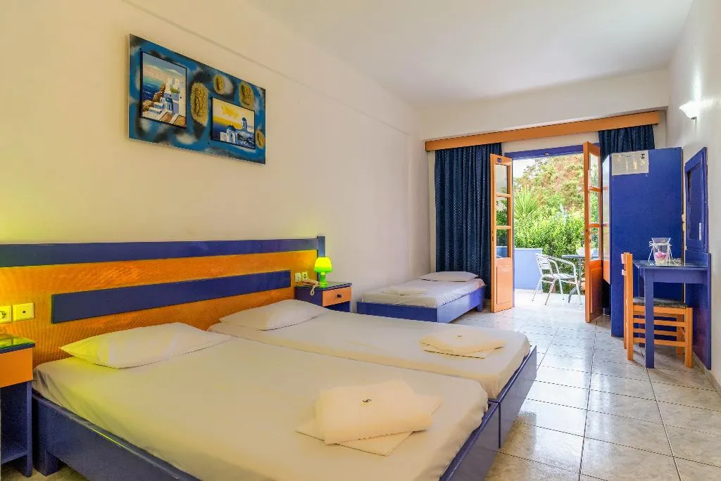 STUDIO CAPACITY 3 Room, Eltina Apartments, Crete