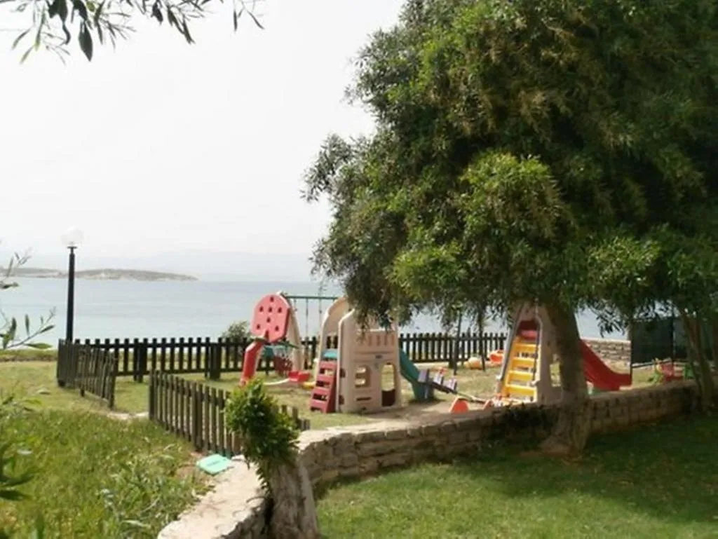 Terrace, Babaylon Hotel Cesme, Izmir