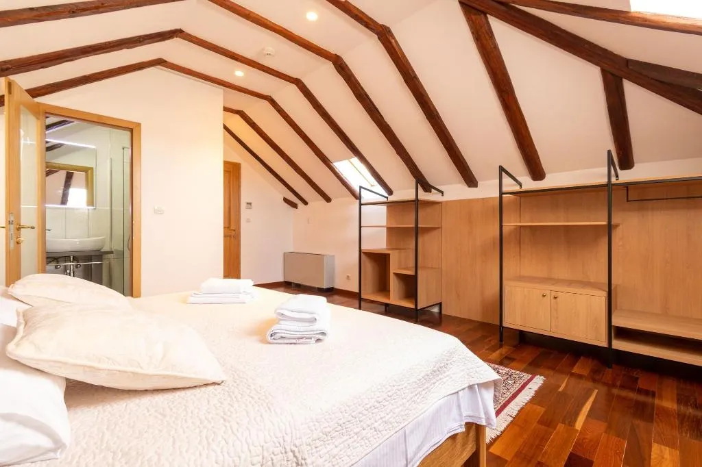 Room, B&B Heritage Villa Apolon, Split
