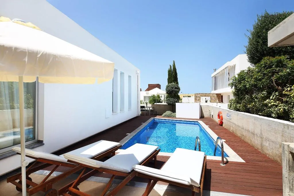 Pool, Paradise Cove Luxurious Beach Villas, Cyprus