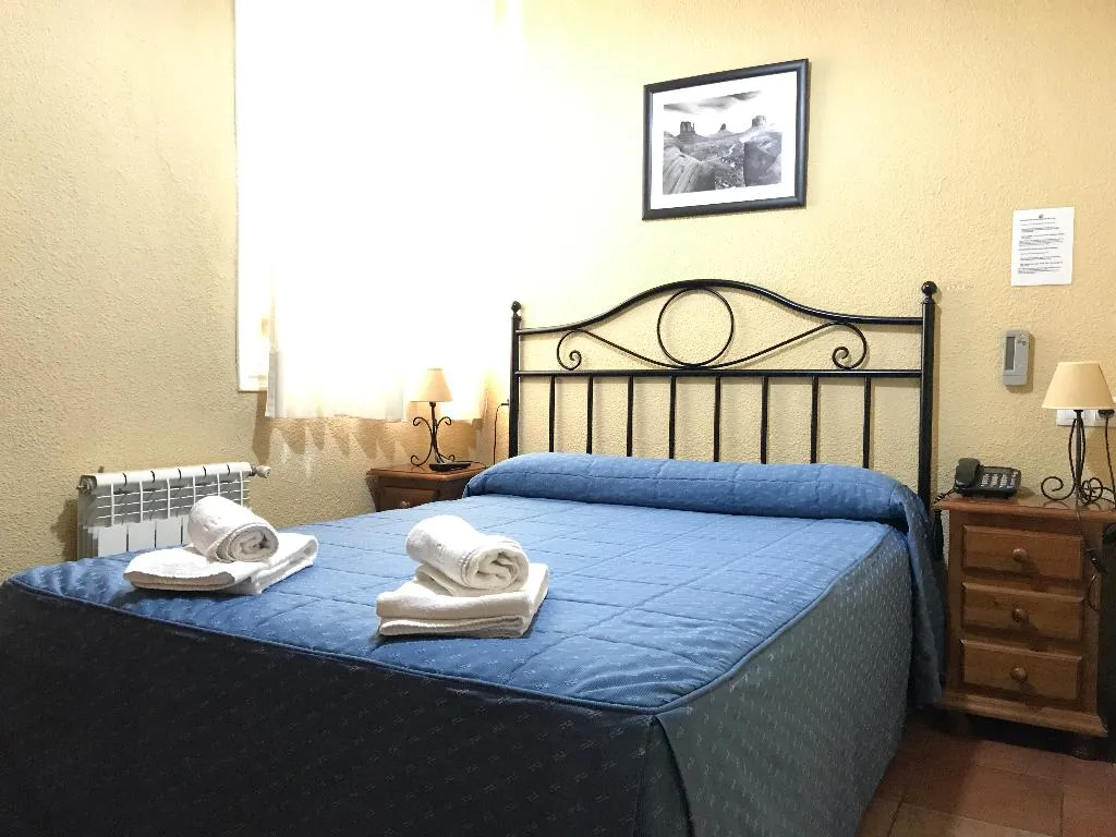 DOUBLE STANDARD Room, El Pilar, Madrid