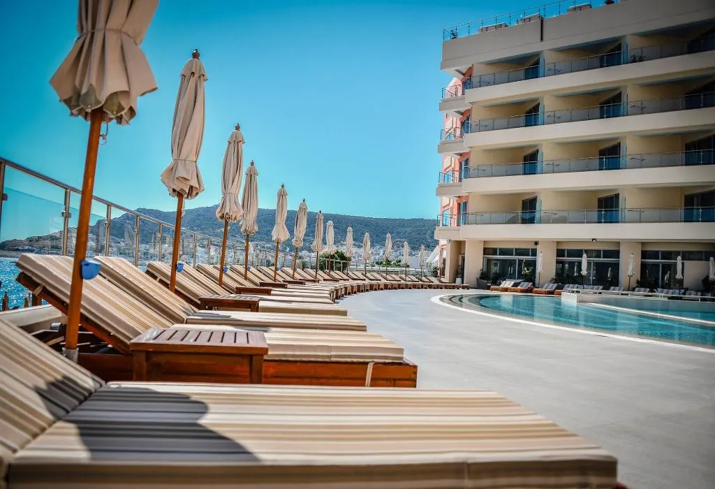 Pool, Konstantinos Palace, Rhodes