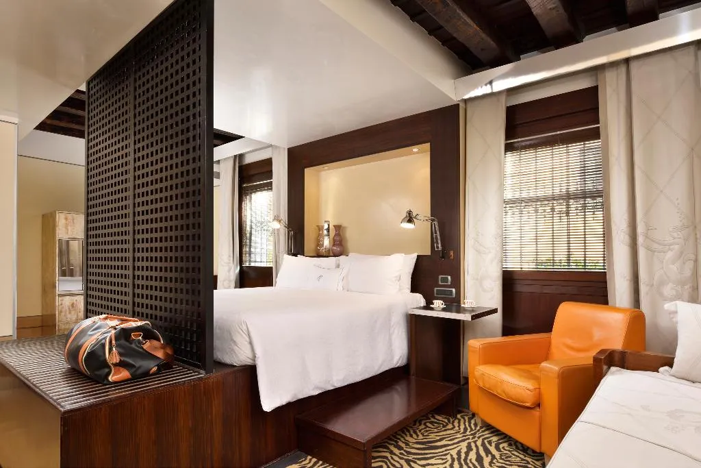 JUNIOR SUITE STANDARD Room, Ca Pisani, Venice