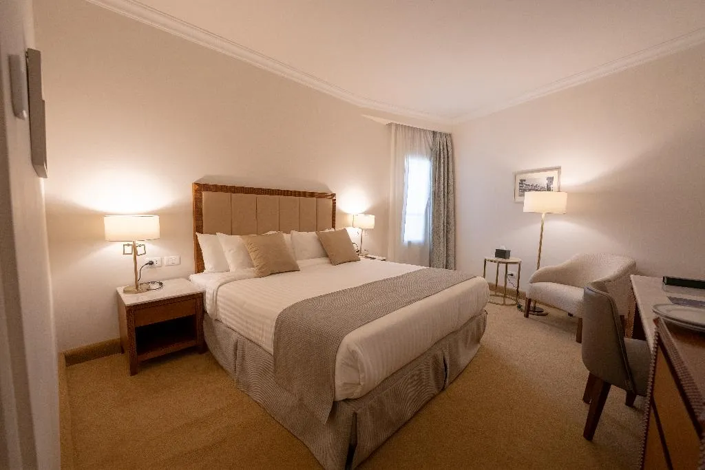DOUBLE CLASSIC Room, Baron Hotel Cairo, Cairo