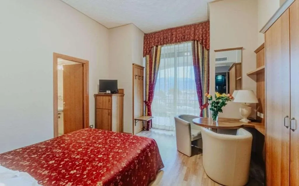 Room, Flora Hotel, Milan