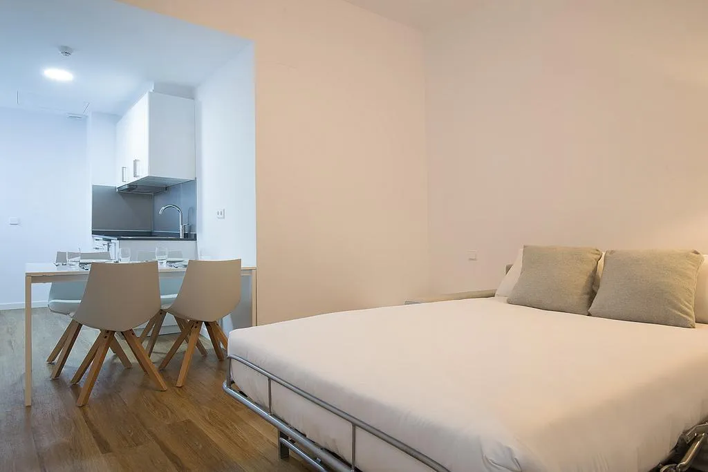 Room, Apartamentos La Bolsa 4, Madrid