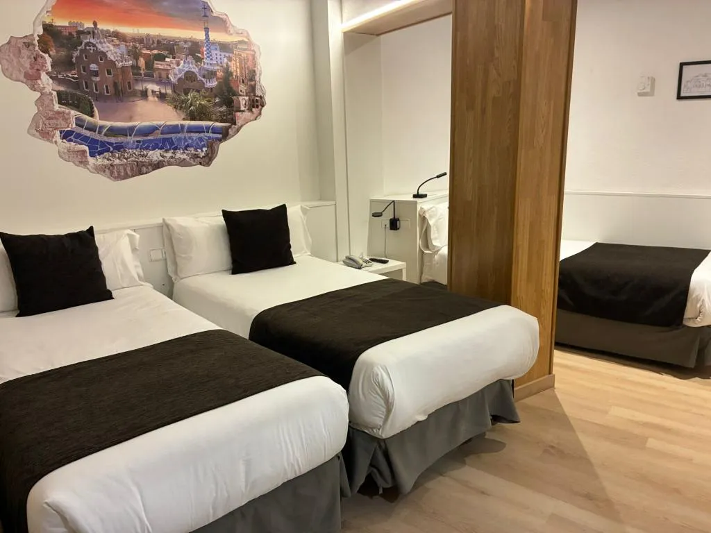 TWIN INNER Room, Hotel Travessera, Barcelona