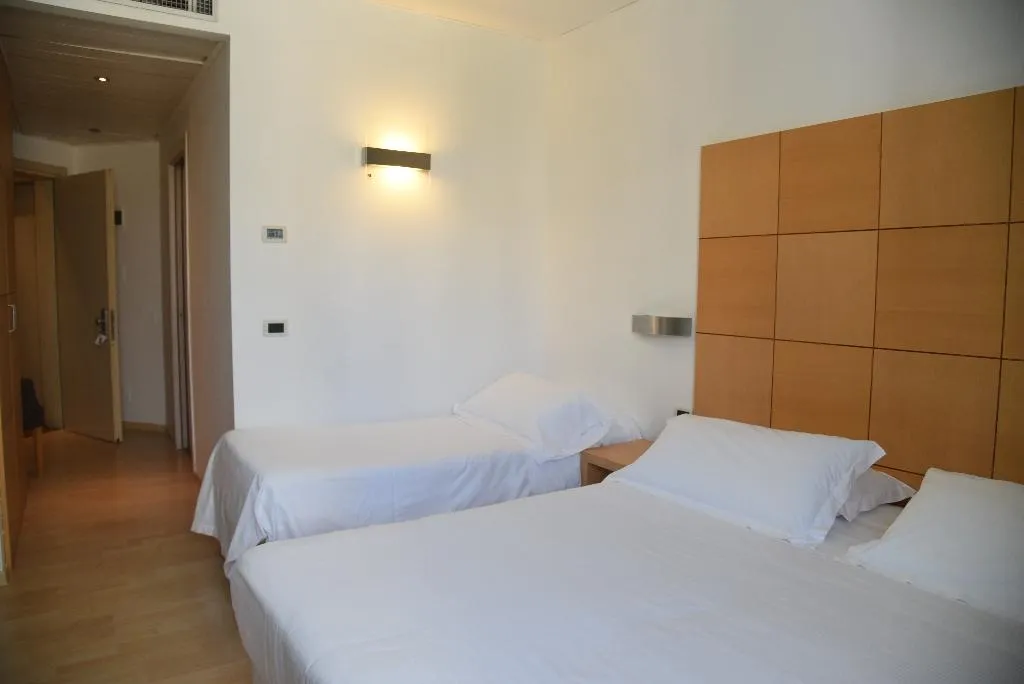 TRIPLE CLASSIC Room, Duca D'Aosta, Venice