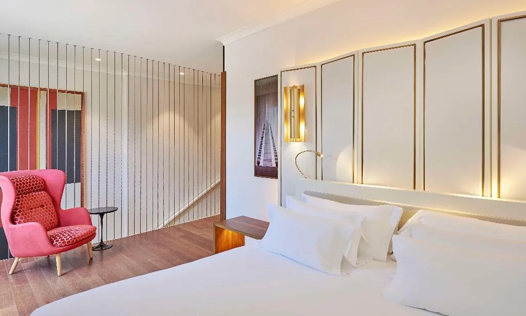 JUNIOR SUITE WITH TERRACE Room, NH Collection Madrid Eurobuilding, Madrid