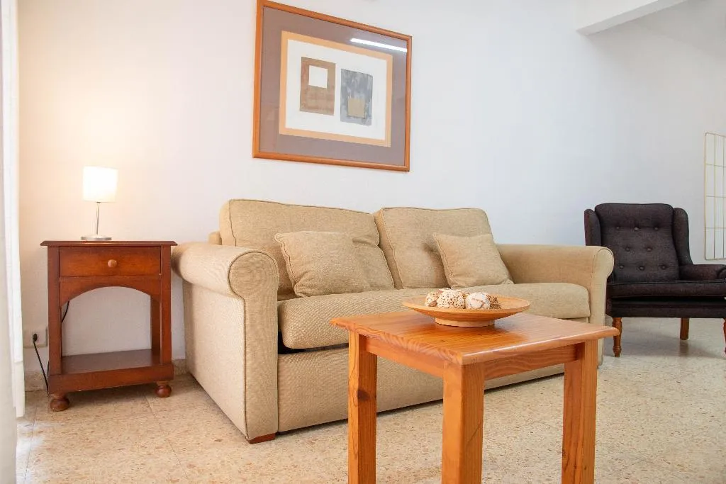 APARTMENT THREE BEDROOMS TWO BATHROOMS Room, Apartamentos Maja Beach, Costa Blanca