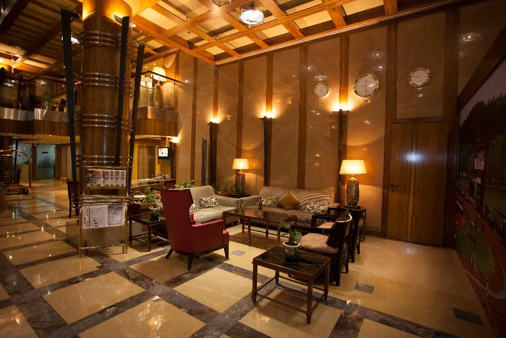 Lobby, Capitol Dubai, Dubai