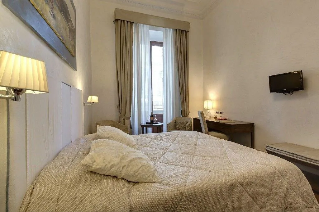 Room, Il Salotto Di Firenze, Florence