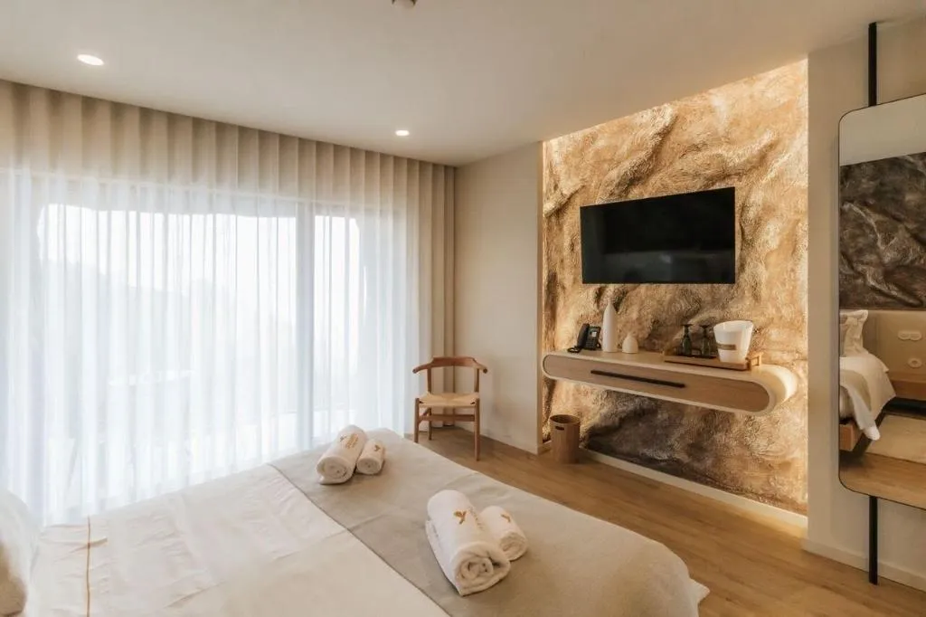 Room, Pousadela Village, Porto