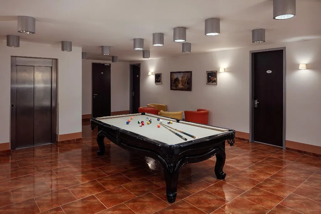 Sports and Entertainment, Ankora, Prague