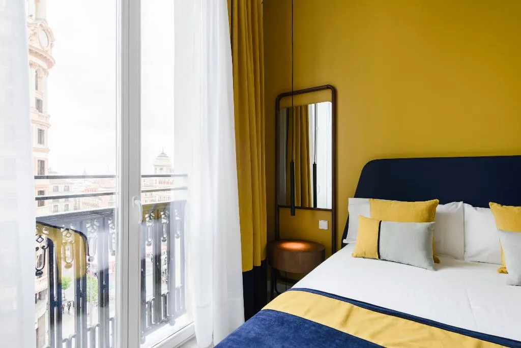 APARTMENT CAPACITY 3 ONE BEDROOM Room, Smartrental Collection Gran Vía Centric, Madrid