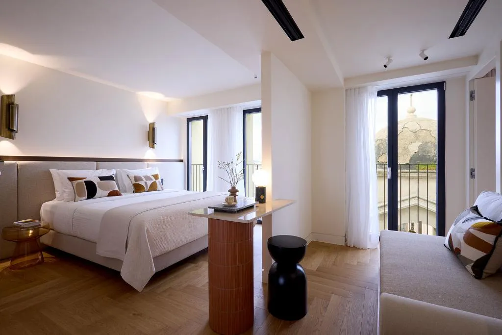 JUNIOR SUITE CITY VIEW Room, Bellén Athens Hotel, Athens