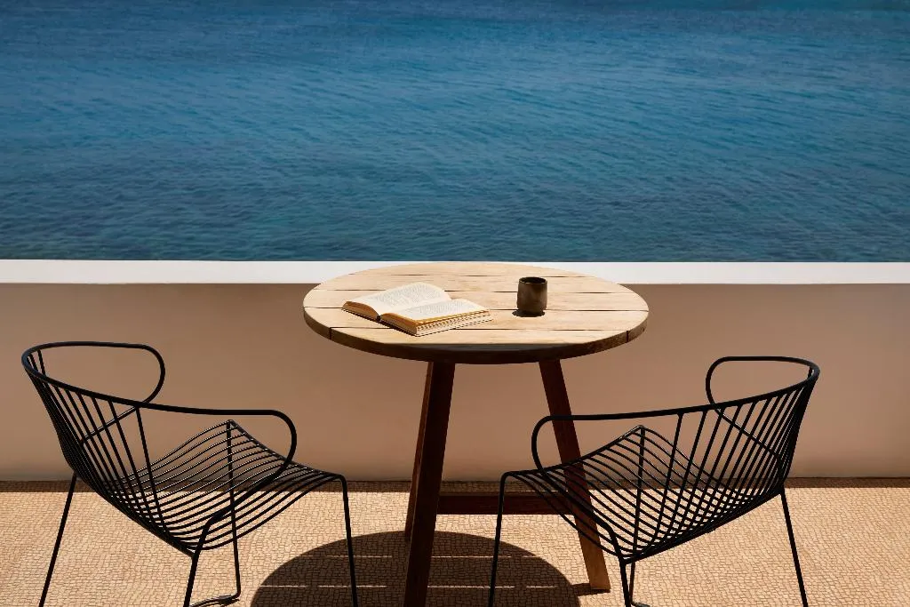 BUNGALOW SUPERIOR Room, Minos Beach Art Hotel, a Member of Design Hotels, Crete