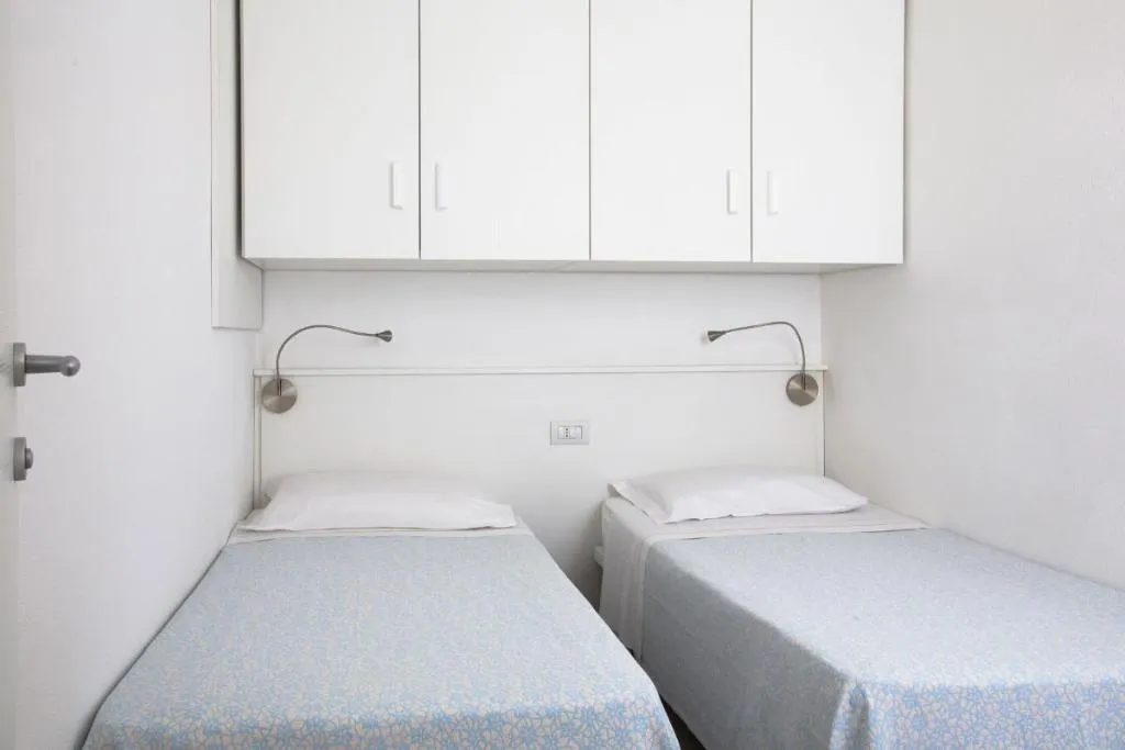 VILLA CAPACITY 8 Room, Cormoran Hotel & Residence, Cagliari