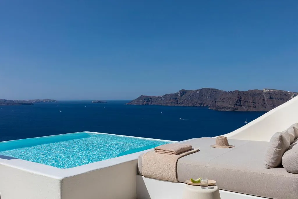 SUITE STANDARD Room, Canaves Oia Suites, Santorini