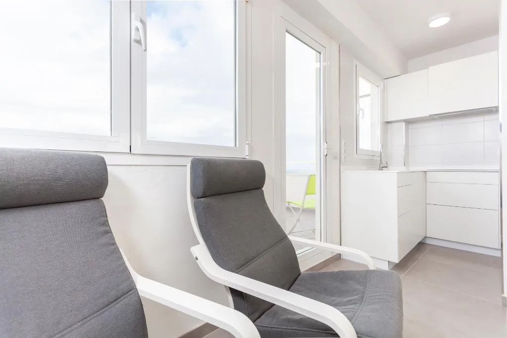 APARTMENT SEA VIEW TWO BEDROOMS Room, Yourhouse Monges, Majorca