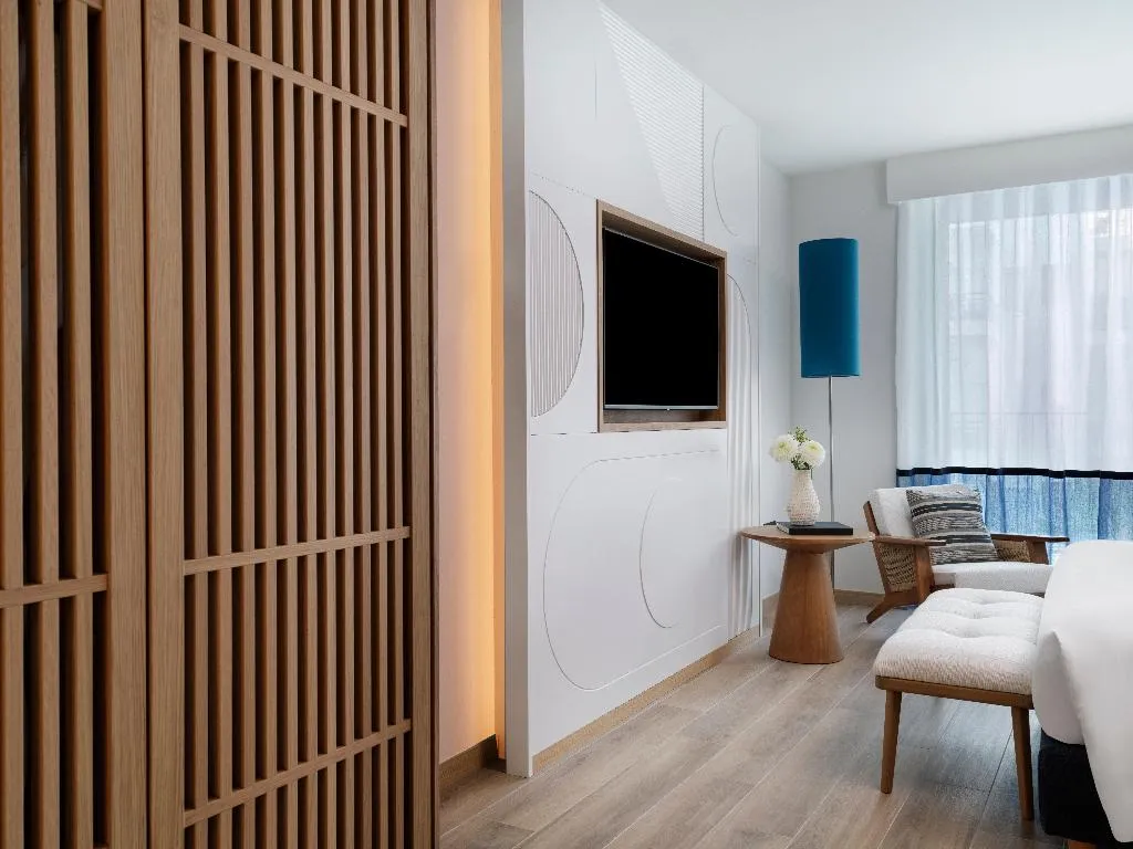 DOUBLE CLASSIC KING BED Room, Intercontinental Crete By Ihg, Crete