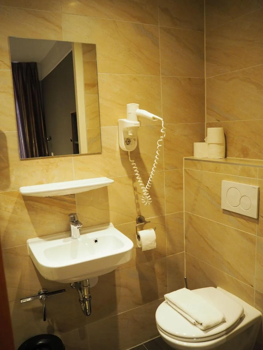 Room, Hotel Blossoms, Amsterdam