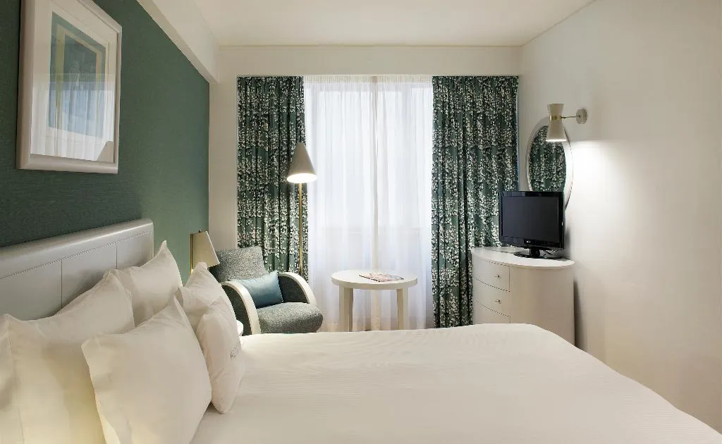 APARTMENT CLASSIC DELUXE Room, Altis Suites, Lisbon