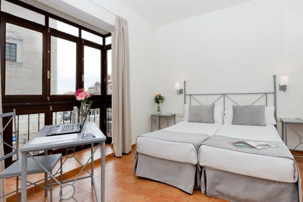 TWIN CLASSIC Room, Sercotel Toledo Imperial, Madrid
