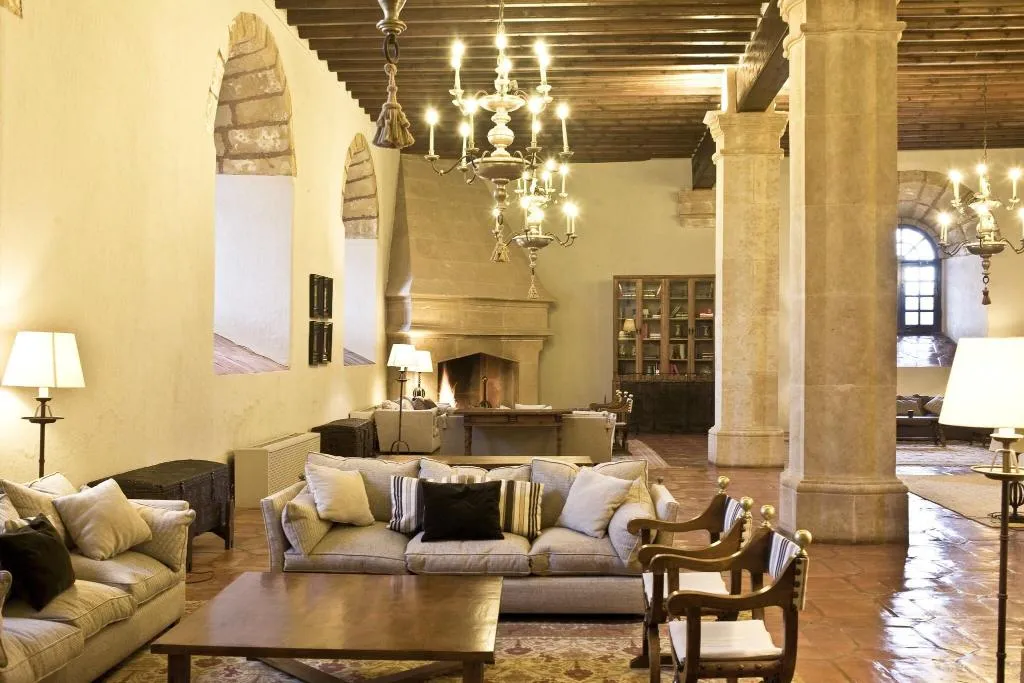 Lobby, Parador de Sigüenza, Madrid
