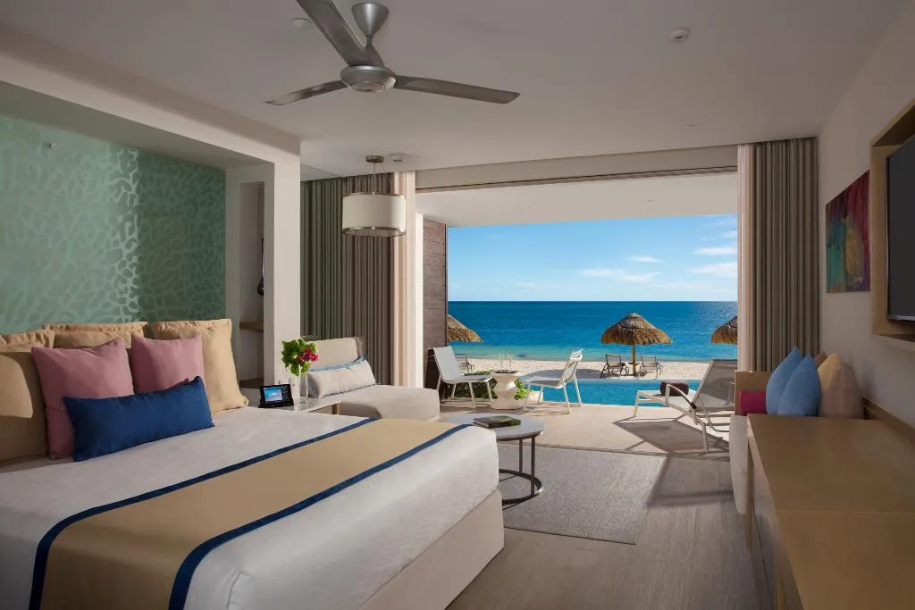 SUITE CLUB OCEAN FRONT Room, Secrets Riviera Cancun All Preferred-Adults Only, Cancun Area