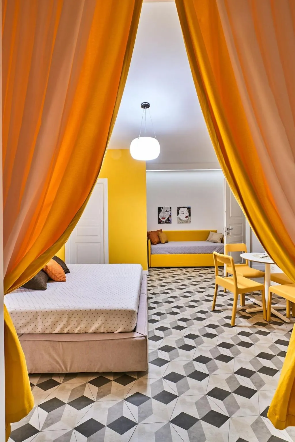 Room, A Casa Del Principe, Naples