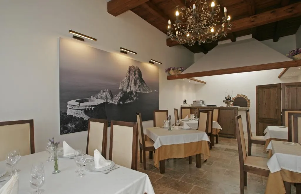 Restaurant, Casa Maca (Es Trull de Can Palau), Ibiza