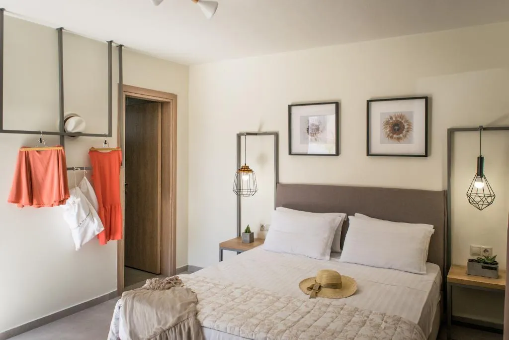 Room, Dream Village, Crete