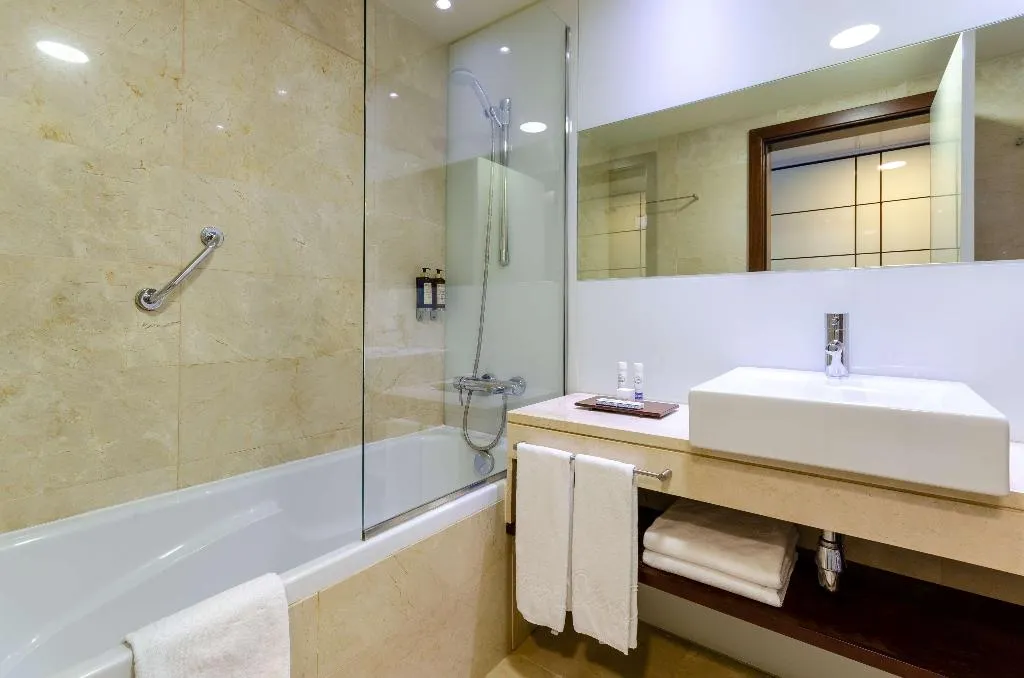 Room, Olissippo Oriente, Lisbon