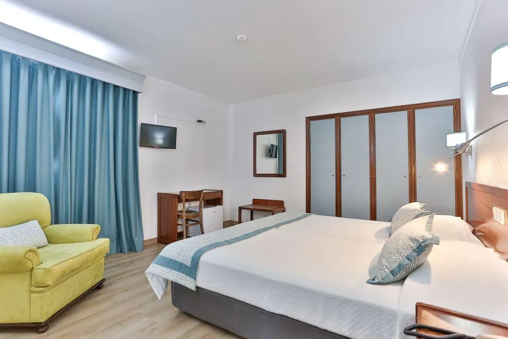 Double or Twin STANDARD Room, Aranguês, Lisbon