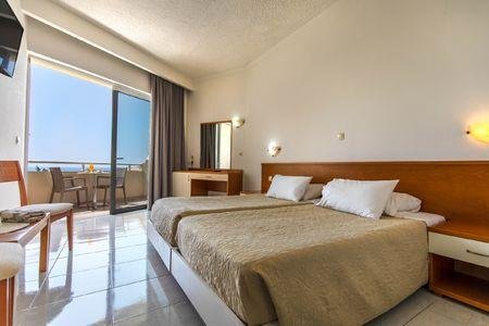 Relax, Rhodes