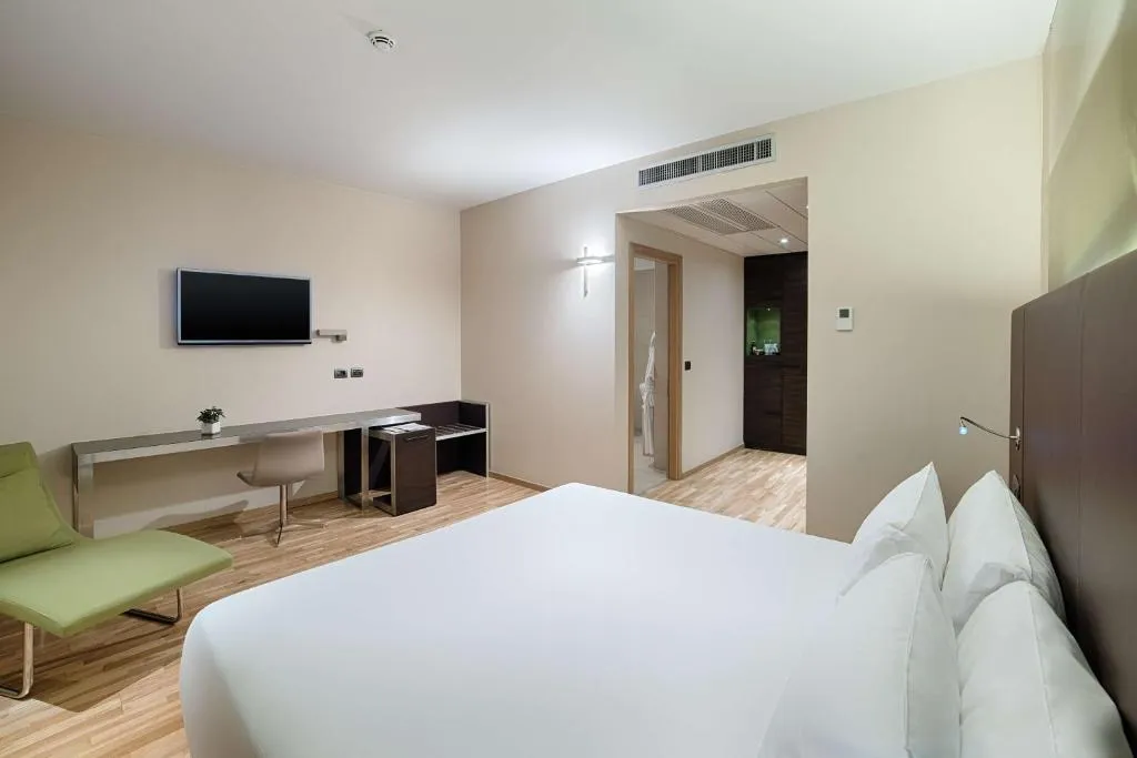 DOUBLE DELUXE Room, Ac Hotel Milano Sesto, Milan