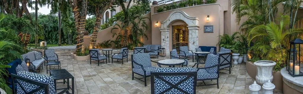 Bar, Royal Hideaway Playacar All Inclusive, Cancun Area