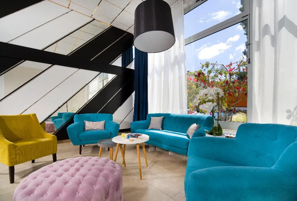 Lobby, Hvar, Split