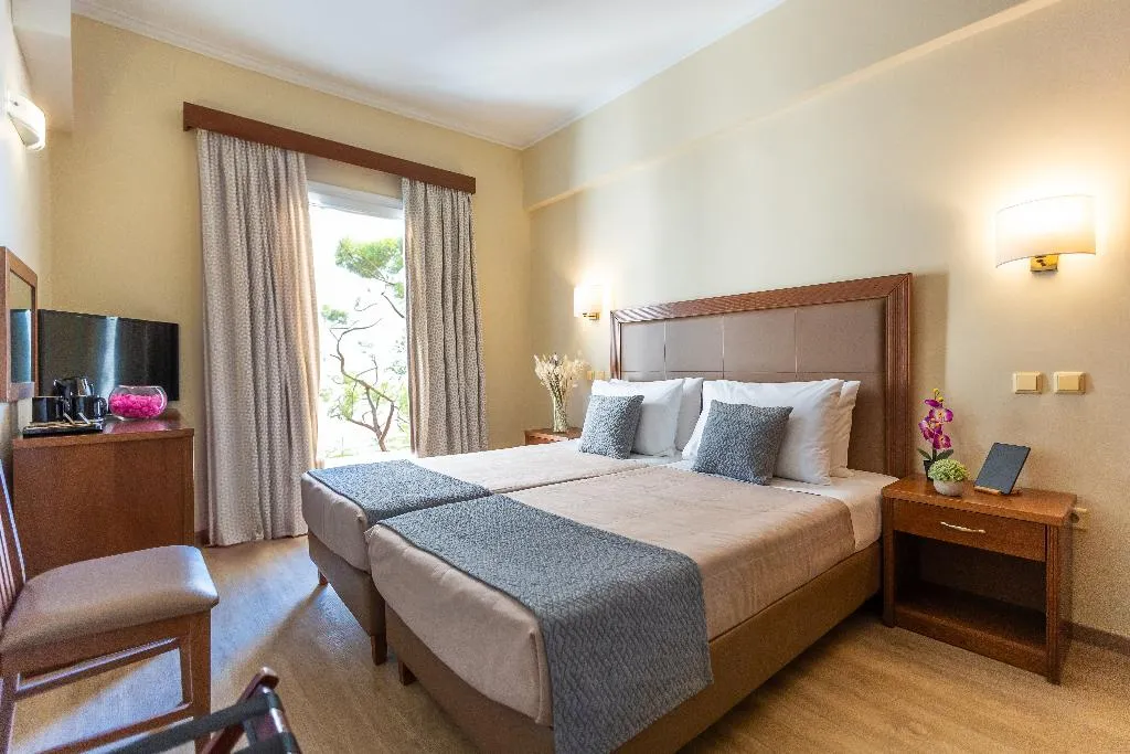 TWIN SUPERIOR Room, Marina  Athens Hotel, Athens