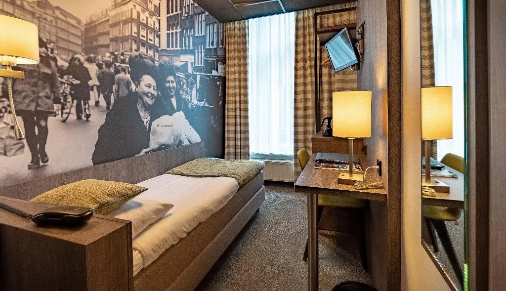 SINGLE STANDARD Room, Cornelisz, Amsterdam
