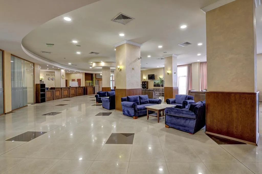 Lobby, Continental, Varna