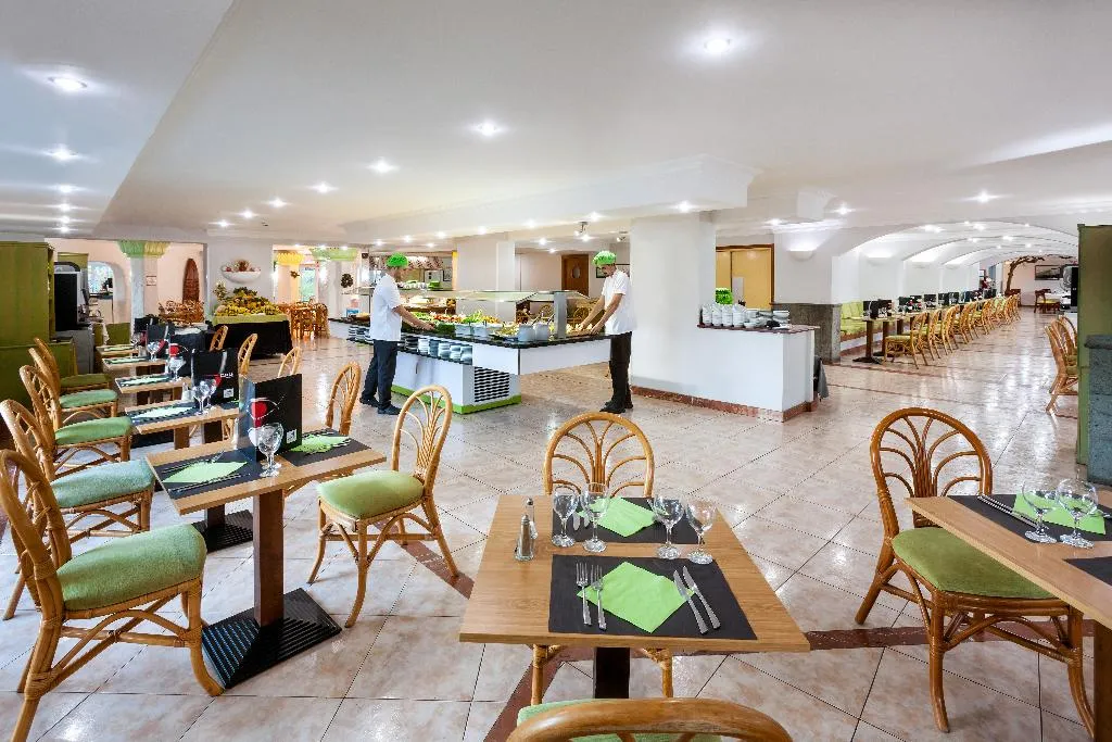 Restaurant, Parque Vacacional Eden, Tenerife