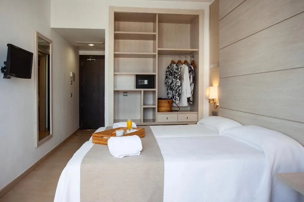 DOUBLE SINGLE USE STANDARD Room, Hotel Puchet Ibiza, Ibiza