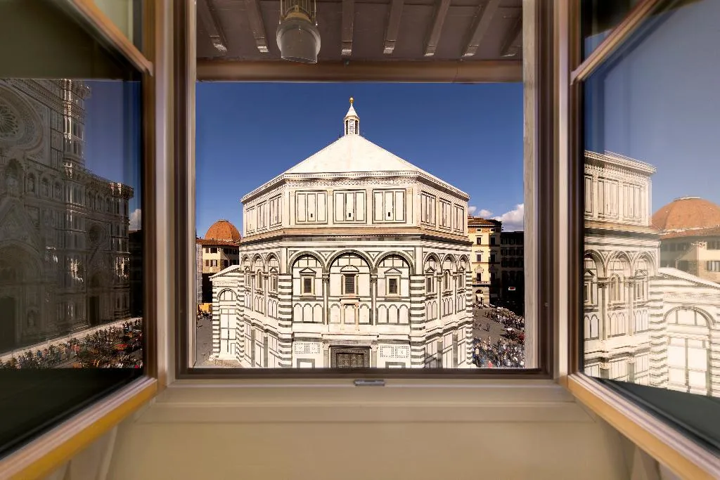 Room, Soggiorno Battistero, Florence